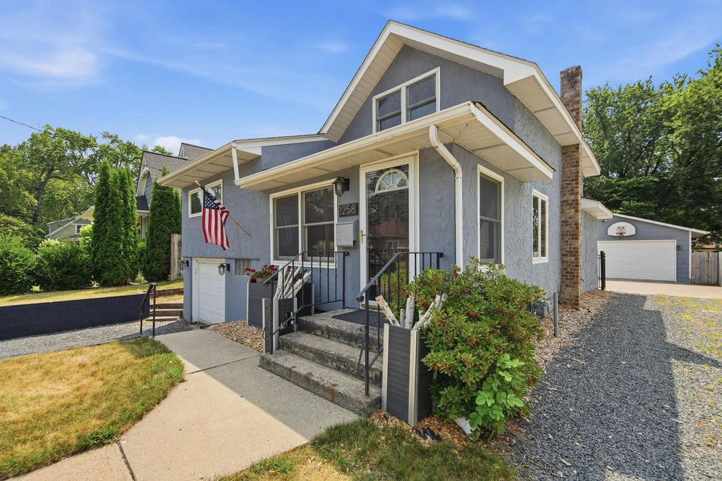 2258 11th Street, White Bear Lake, MN 55110