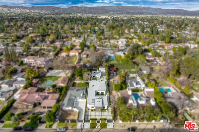 22931 Dolorosa Street, Woodland Hills, CA 91367