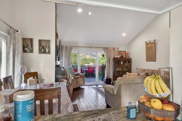 59 Rosehedge Lane, Oak Park, CA 91377