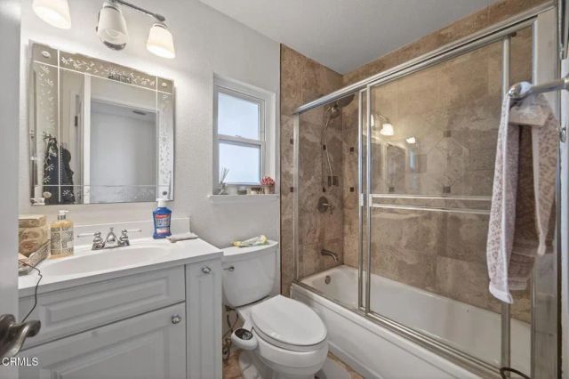 59 Rosehedge Lane, Oak Park, CA 91377