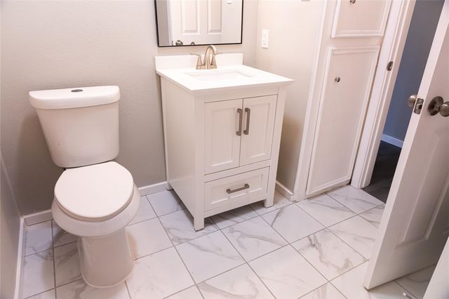 1900 Limerick LN, Leander, TX 78641