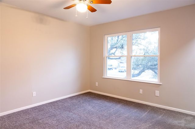 1900 Limerick LN, Leander, TX 78641