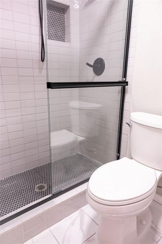 1900 Limerick LN, Leander, TX 78641