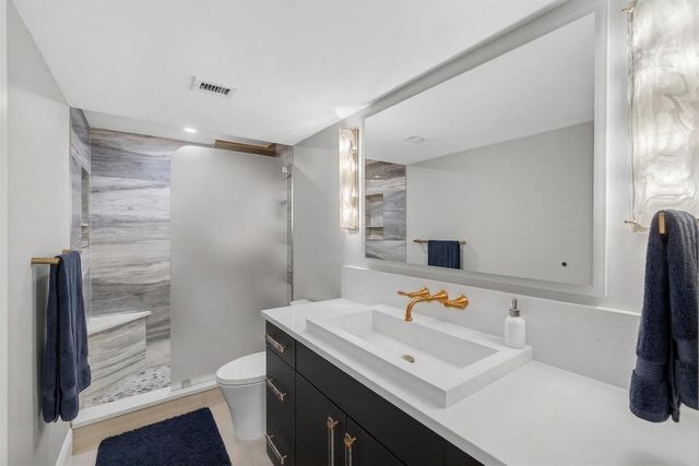 5440 N Ocean Drive 805, Singer Island, FL 33404