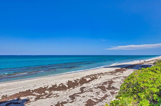 5440 N Ocean Drive 805, Singer Island, FL 33404