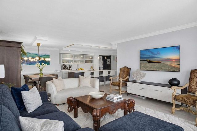 5440 N Ocean Drive 805, Singer Island, FL 33404