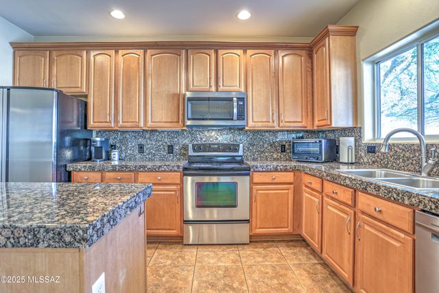 3551 E Mecate Road, Tucson, AZ 85739