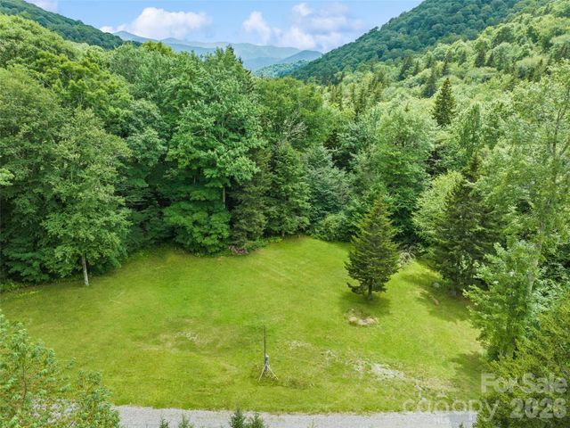 261 Yonah Drive, Maggie Valley, NC 28751