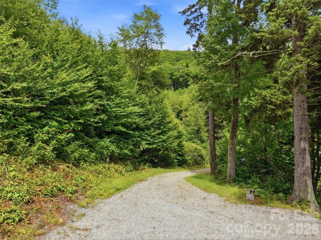 261 Yonah Drive, Maggie Valley, NC 28751
