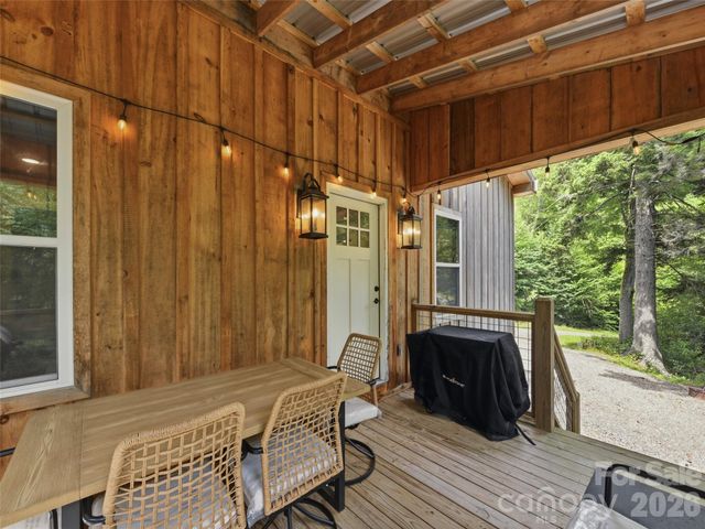 261 Yonah Drive, Maggie Valley, NC 28751