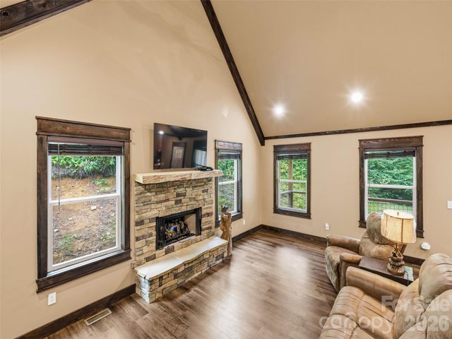 261 Yonah Drive, Maggie Valley, NC 28751