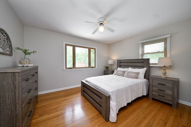 202 N Forest Avenue, Batavia, IL 60510