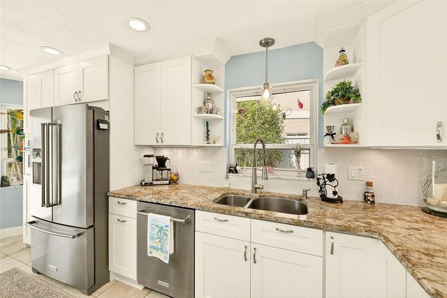 441 HARBOR DRIVE S, Indian Rocks Beach, FL 33785