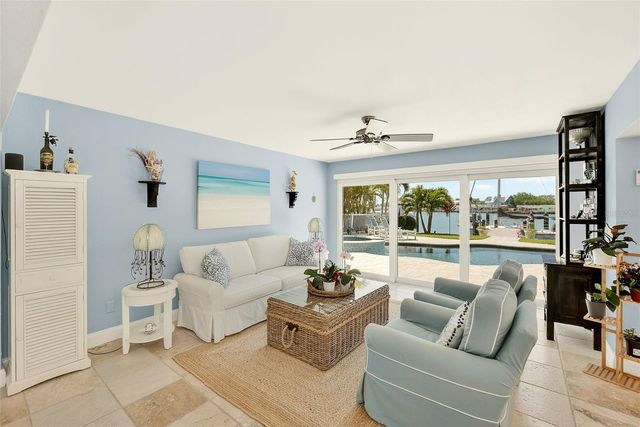 441 HARBOR DRIVE S, Indian Rocks Beach, FL 33785