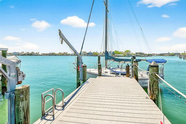 441 HARBOR DRIVE S, Indian Rocks Beach, FL 33785