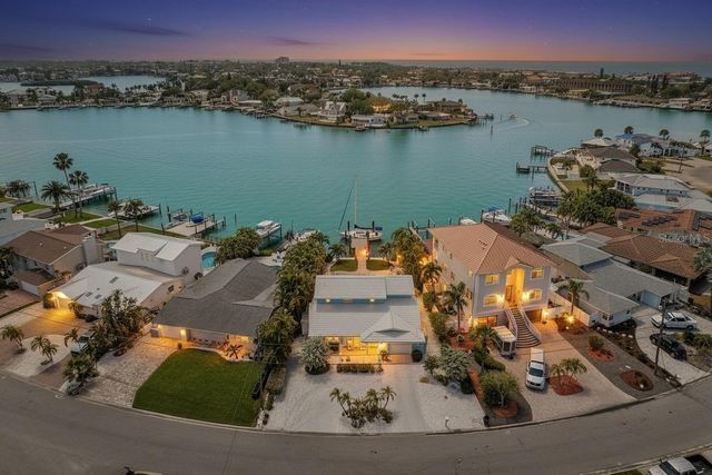 441 HARBOR DRIVE S, Indian Rocks Beach, FL 33785