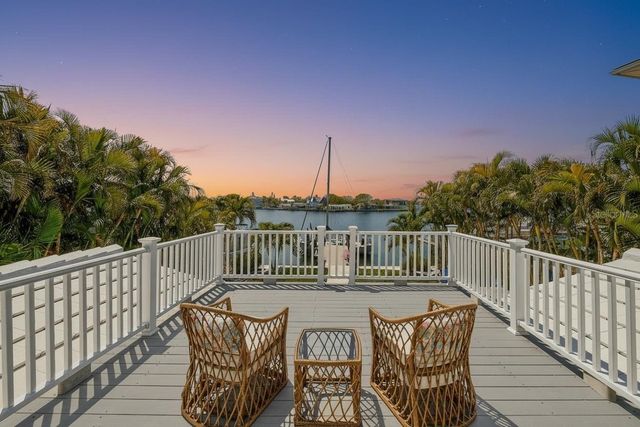 441 HARBOR DRIVE S, Indian Rocks Beach, FL 33785