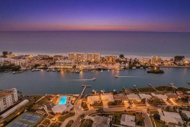 441 HARBOR DRIVE S, Indian Rocks Beach, FL 33785