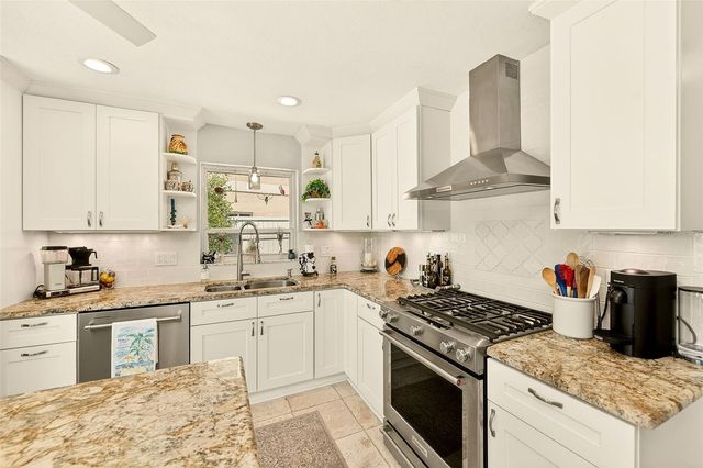 441 HARBOR DRIVE S, Indian Rocks Beach, FL 33785