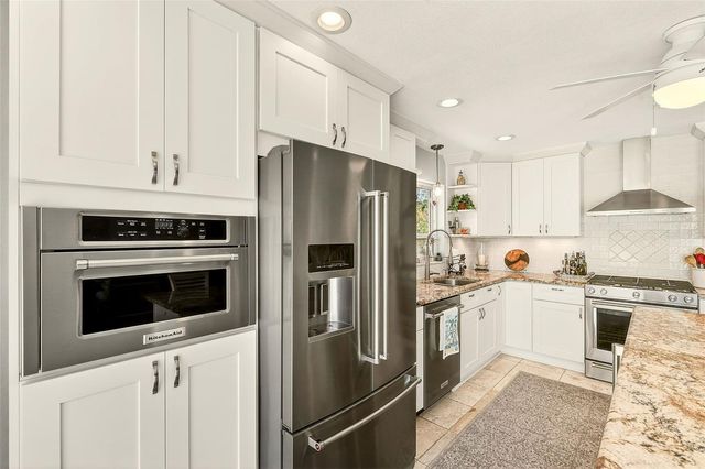 441 HARBOR DRIVE S, Indian Rocks Beach, FL 33785