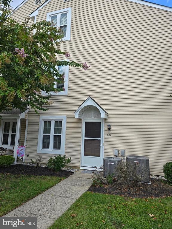 621 YORKSHIRE CT, Sewell, NJ 08080