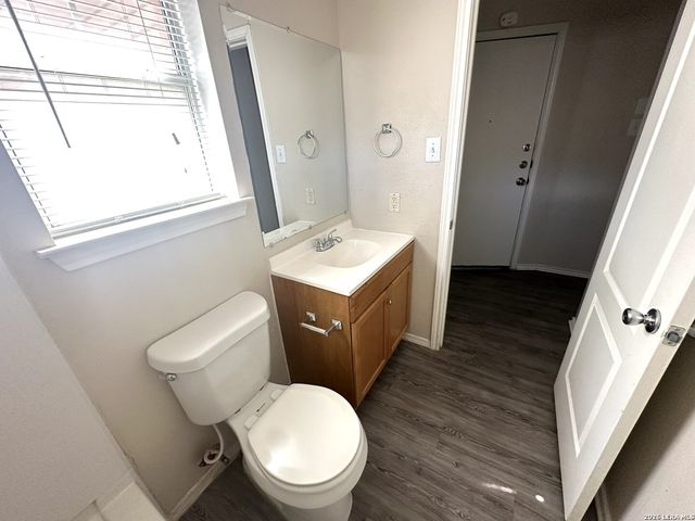 4014 SPARROW LK, San Antonio, TX 78244