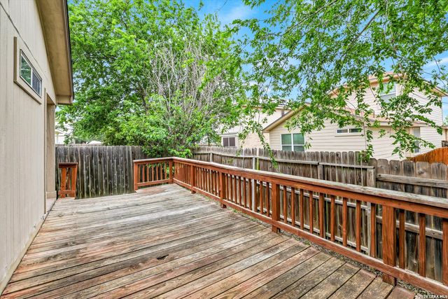4014 SPARROW LK, San Antonio, TX 78244
