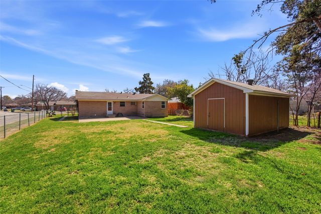 3409 Heather Lane, Denton, TX 76209