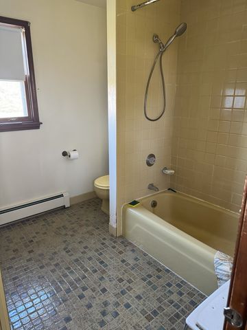 17N753 Widmayer Road, Hampshire, IL 60140