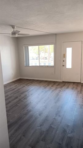 8402 111TH STREET 203, Seminole, FL 33772