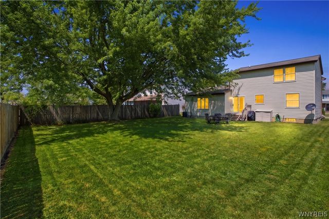 222 Hillpine Road, Cheektowaga, NY 14227