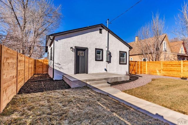 1328 Cypress St, Pueblo, CO 81004