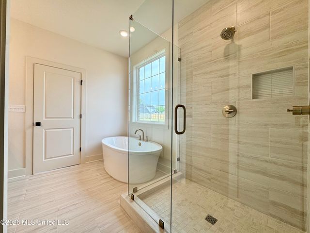 4220 Adriane Cove, Nesbit, MS 38651