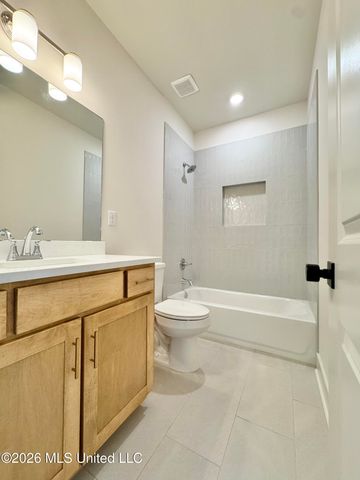 4220 Adriane Cove, Nesbit, MS 38651