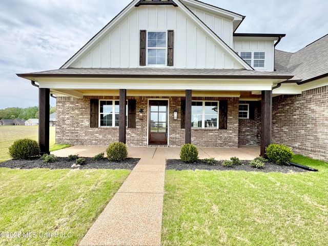 4220 Adriane Cove, Nesbit, MS 38651