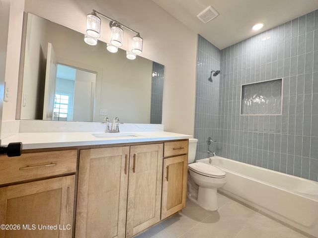 4220 Adriane Cove, Nesbit, MS 38651