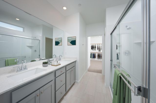 7325 Dorstone Way, Sacramento, CA 95829