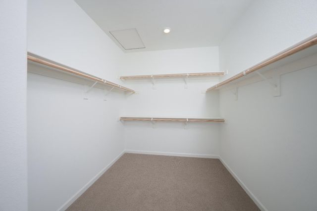 7325 Dorstone Way, Sacramento, CA 95829