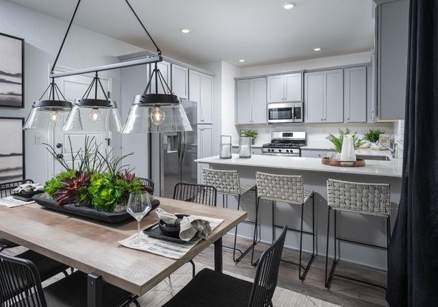 7325 Dorstone Way, Sacramento, CA 95829