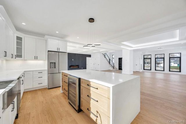 45 Ramble Lane, Levittown, NY 11756