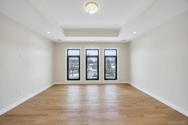 45 Ramble Lane, Levittown, NY 11756