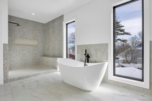 45 Ramble Lane, Levittown, NY 11756