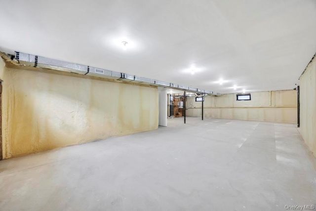 45 Ramble Lane, Levittown, NY 11756