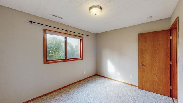 1920 10th Avenue NE, Byron, MN 55920