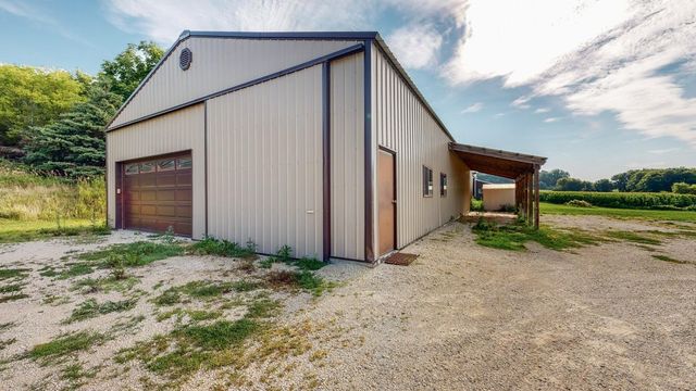 1920 10th Avenue NE, Byron, MN 55920