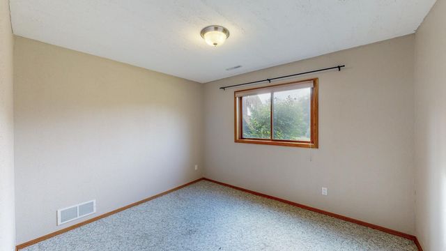 1920 10th Avenue NE, Byron, MN 55920