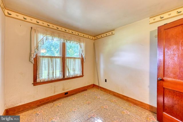698 N 2ND AVE, Lebanon, PA 17046