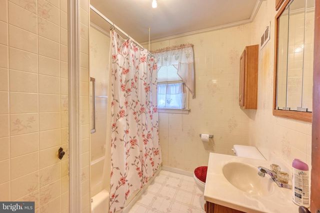 698 N 2ND AVE, Lebanon, PA 17046