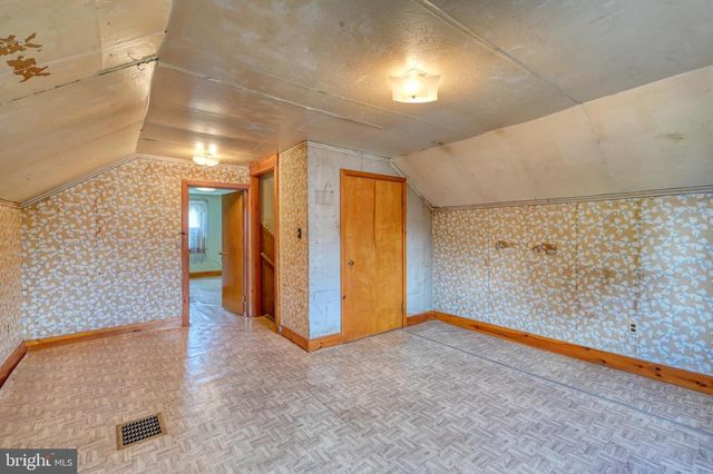 698 N 2ND AVE, Lebanon, PA 17046