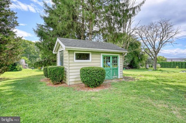 698 N 2ND AVE, Lebanon, PA 17046